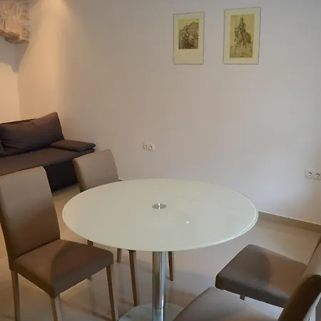 Mila Apartment Sinj