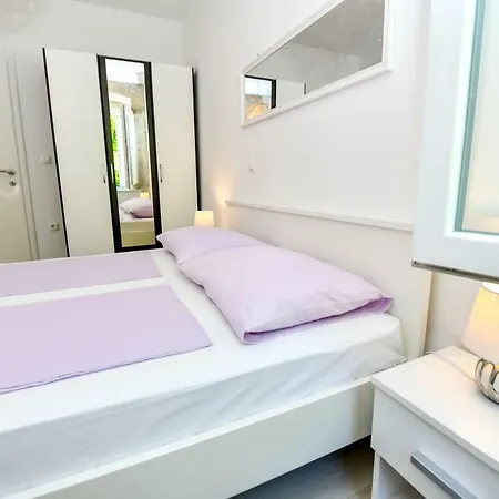 Mila Apartment Sinj